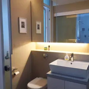 Private Room with own bathroom ready for your new home. 