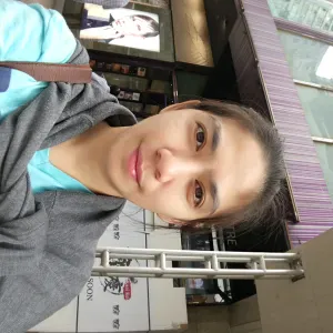 Experienced helper looking for a Job