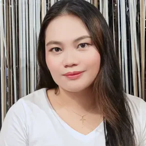 Experience baby sitter looking for a job