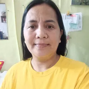 Experienced housekeeping looking for a job