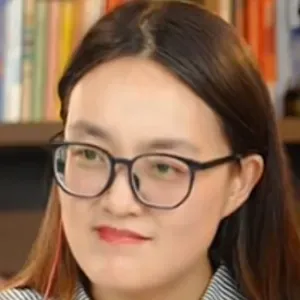 Helper wanted_good at cleaning and cooking