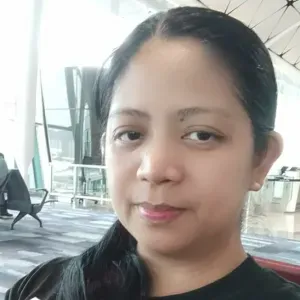 Experience in baby sitter and household cleaning 