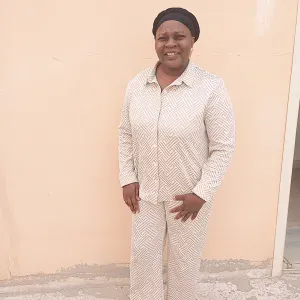 EXPERIENCE HOUSE MAID & NANNY 
