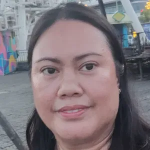 Experienced in caring for babies and handling them safely.