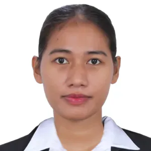 Experience babysitter looking for a job.