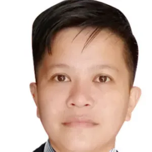 Experienced babysitter and elderly care looking for a job