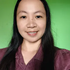 Experienced look after kids looking for a job