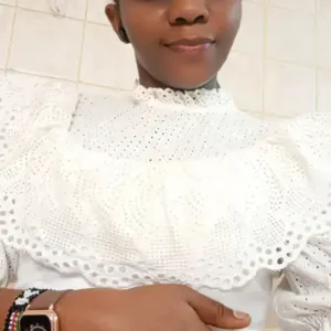 Experienced babysitter looking for a job