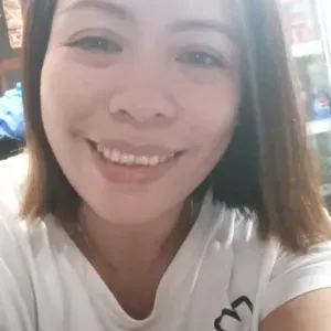 Experienced nanny/ caregiver looking for a job