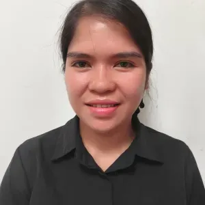 Experienced babysitter looking for a job.