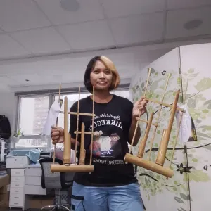 Experience worked in Indonesia, Singapore, Hongkong. 