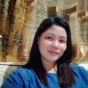I am Geraldine dela cruz. I am 39 years old.