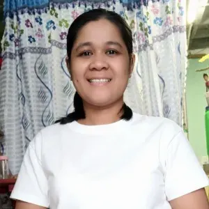 Hi I'm Josielyn. I'm honest, hardworking and I will do best