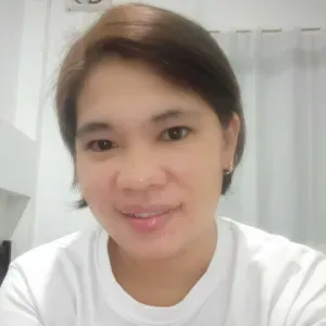 Experienced caregiver looking for a job