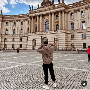 العاصمة العفوف