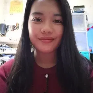 Hi, I'm SHERLYN AGMALLO 24 yrs old married.