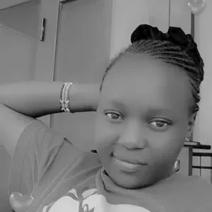 Expert Nanny & English Tutor | 7 Years Experience in Child Development