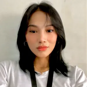 Babysitting looking for a job.