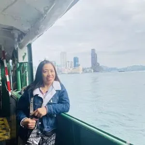 I am mature,hardworking,flexible and honest person.