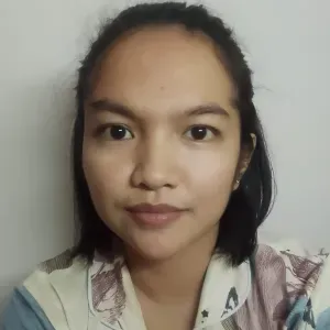 Compassionate Specialist Caregiver & Nanny | Experienced in Alzheimer's & Newborn Care