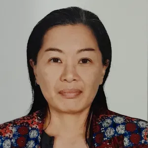 A reliable Filipino maid looking for a new employer.