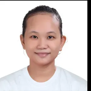 A Filipina  loving babysitter