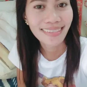 Experienced babysitter looking for a job.