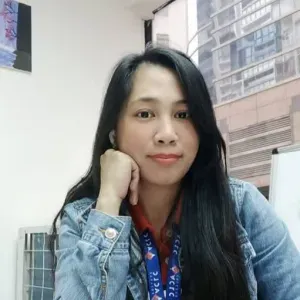 Experienced baby sitter looking for job