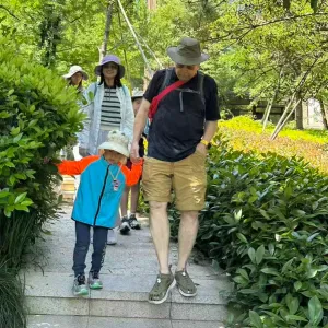 Family of 4 looking for a helper in Hong Kong