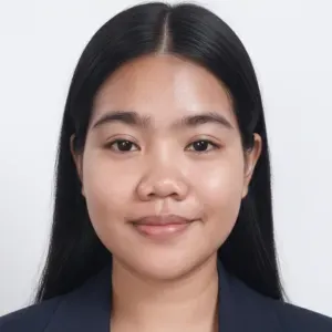 Experienced baby sitter looking for a job