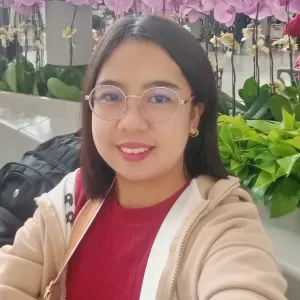 Domestic Helper/Babysitter