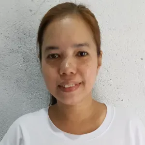 Experienced baby sitter looking for a job