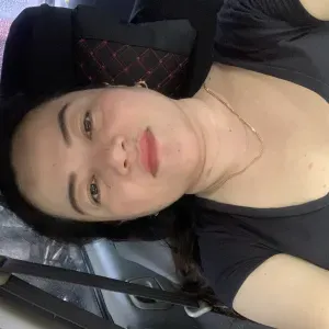 Experienced Filipina Helper with Management Background