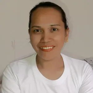 I am looking for a job, a housekeeping or a househelper job