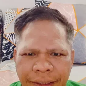 Domestic Helper / Houseboy / Household Assistant
