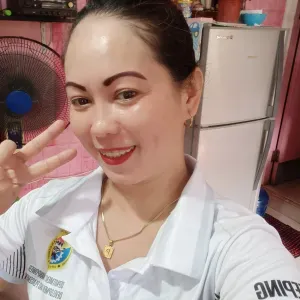 I'm looking forward to work as a domestic helper 