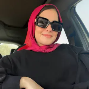 Looking for a nanny and a cleaner 