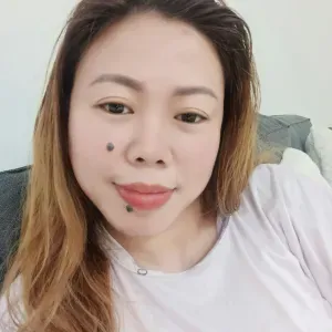 Experienced babysitter, housekeeping and cook