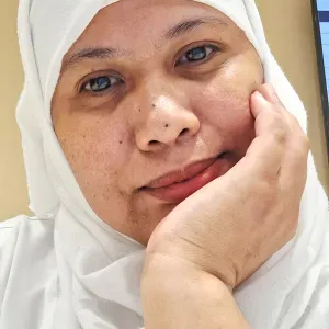 Looking for live-in housemaid/nanny 