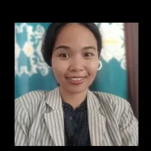 Experience helper looking for job