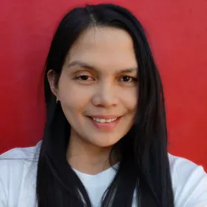 Experienced babysitter and domestic helper