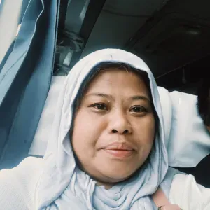 Hello I am jeneline I love cooking and clean I house.