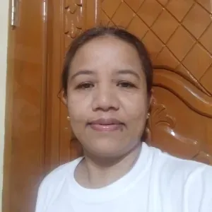 Mature & Trustworthy Mother of Two – Ready to Help Your Family!