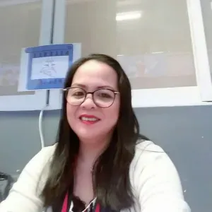 All around auntie looking for a Job!