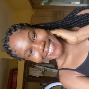 Experienced and professional babysitter looking for a job