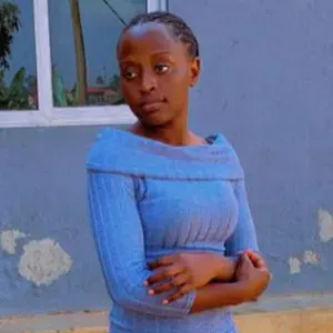 Professional babysitter and housemaid with experience 