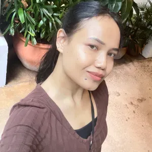 Professional babysitter and care giver 