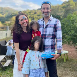 Family Looking for a Kind, Calm Nanny for Two Children