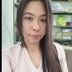 Hardworking,can speak Arabic w/7yrs experience