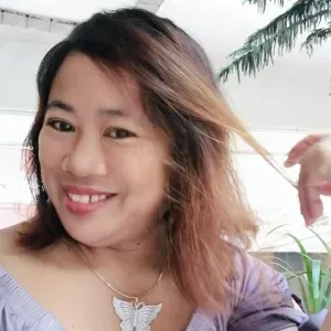 Experience in childcare  and domestic work Looking a job